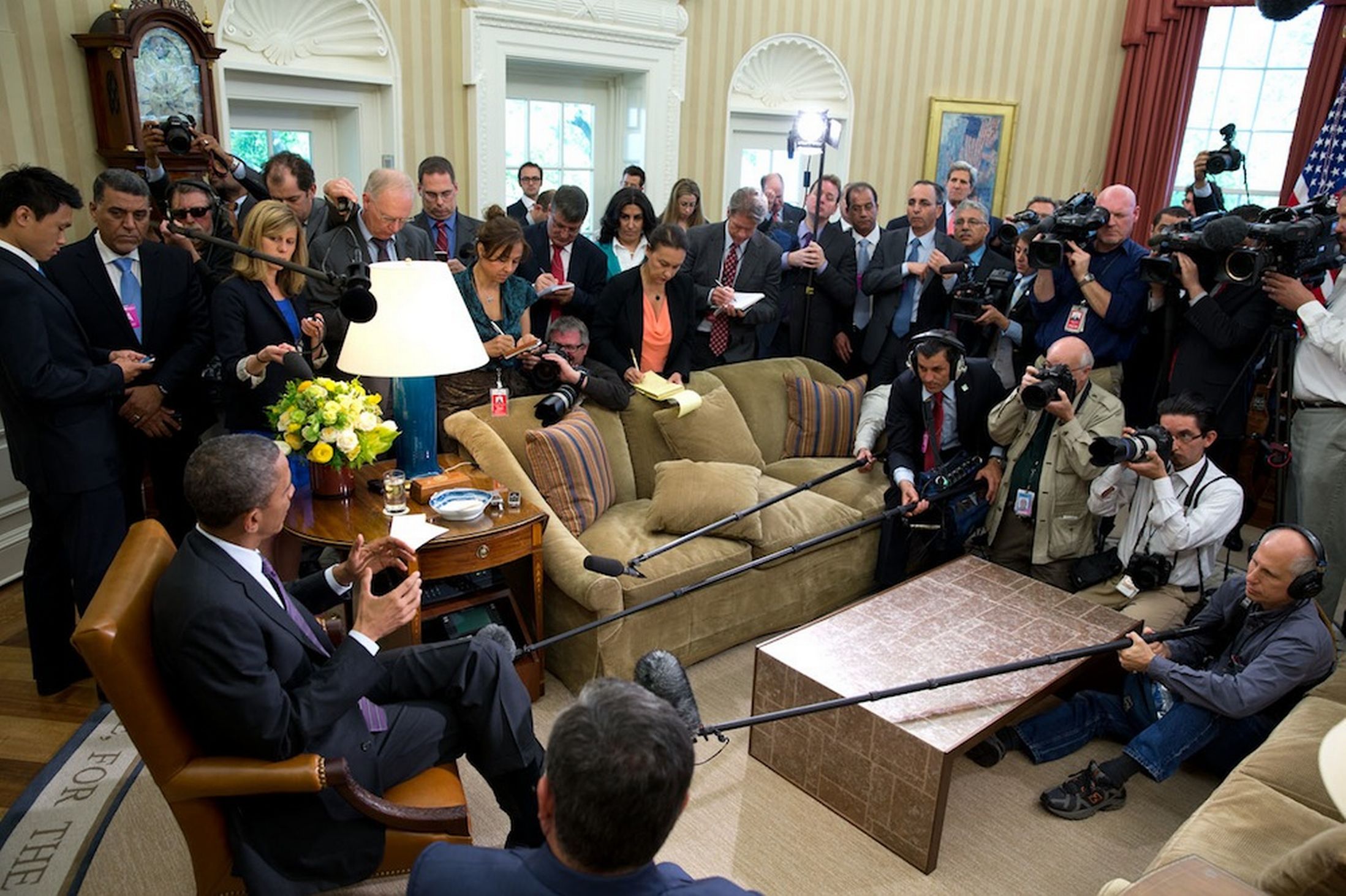 2013-A-year-inside-the-White-House-2977043